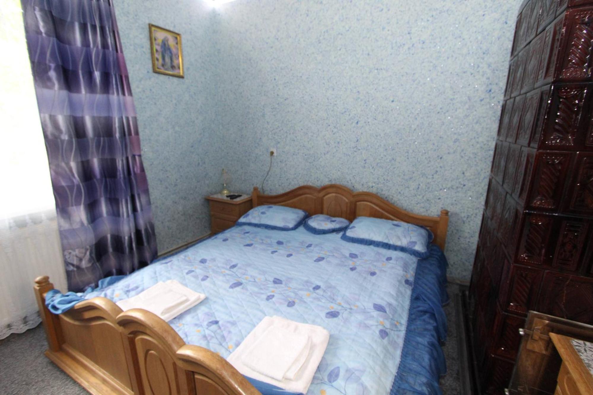 Котедж "Явірник" タターリウ エクステリア 写真